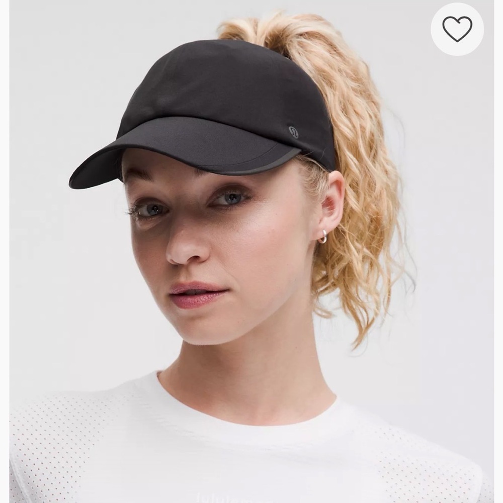 Lululemon fast and free ponytail hat